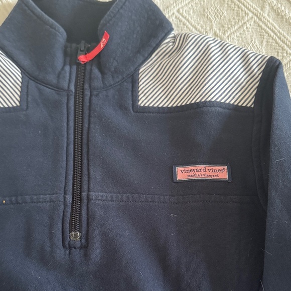 Vineyard Vines Tops - Vineyard Vines Navy and White Sweatshirt